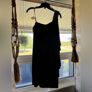 Very dressy one shouldered dress.